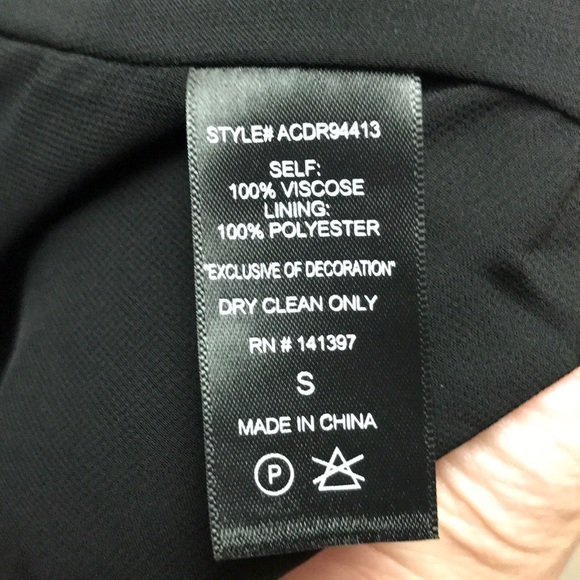 👗 Long black light dress size Small NEW WITH TAGS - Picture 8 of 8